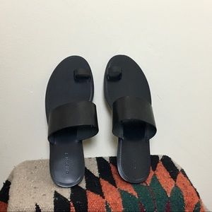 Minimalist H&M black leather sandals NWOT